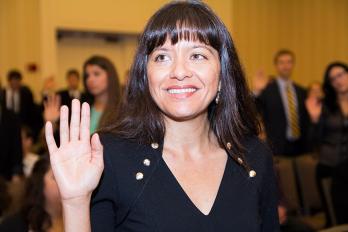Elizabeth Knowles being sworn in
