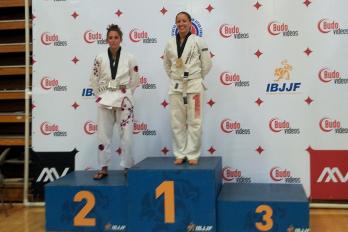 Debbie Micev 2L (center)